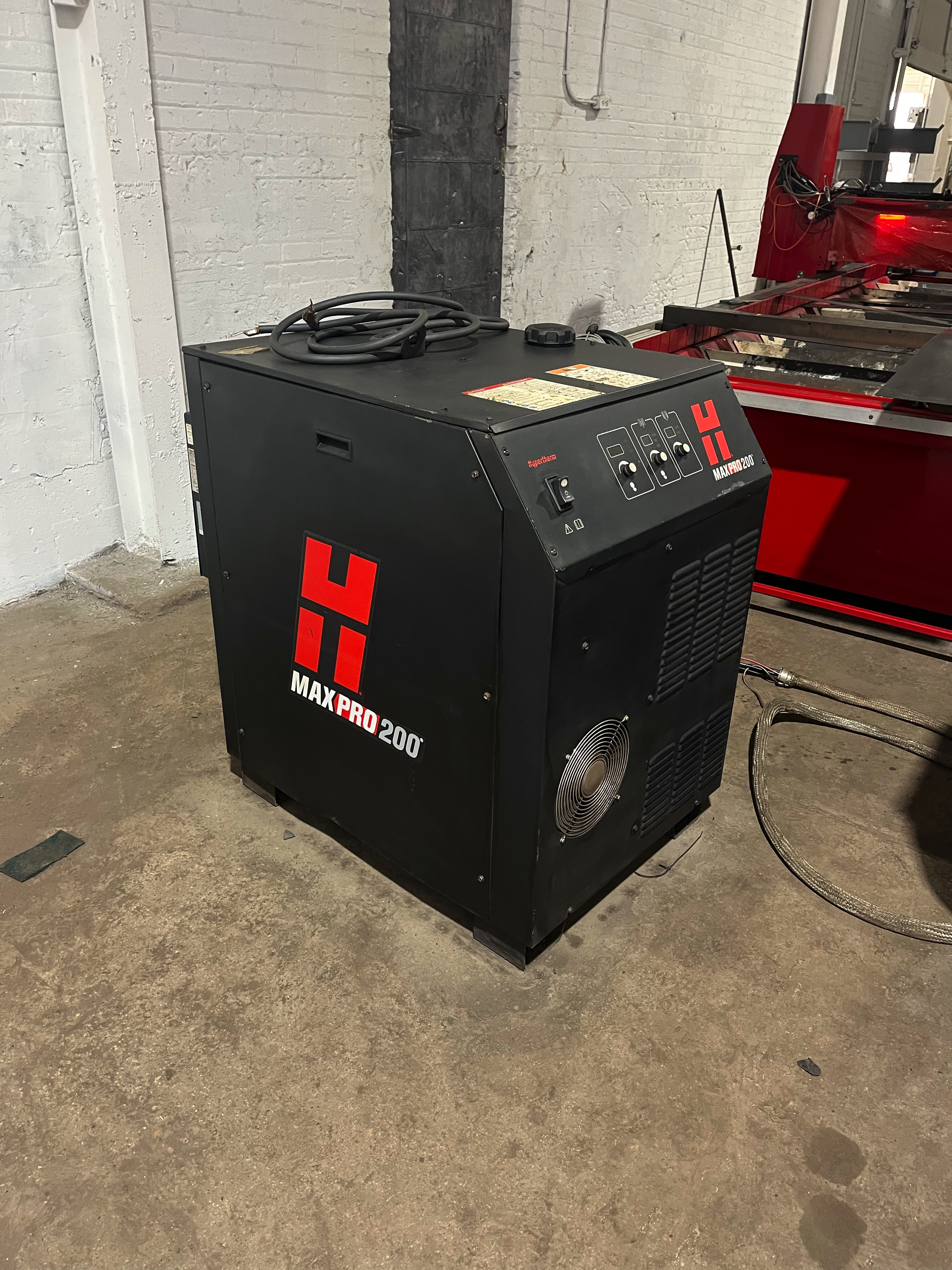 5' X 10' Dynatorch XLE Plasma Cutting System  